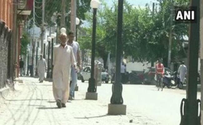 कश्मीर में हालात हो रहे सामान्य, हिरासत से नेताओं को रिहा किया जाएगा, समयसीमा तय नहीं : गृह मंत्रालय