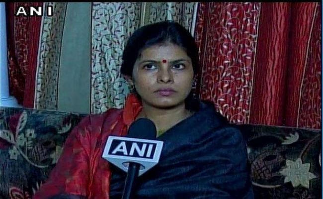 सीओ को धमकी का वीडियो वायरल, गुस्से में सीएम योगी, मंत्री स्वाति सिंह को किया तलब