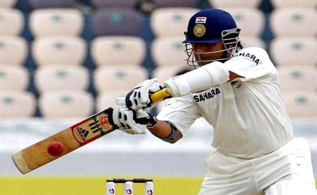 16 नवंबर 2013: जब सचिन तेंदुलकर ने आखिरी बार थामा था बल्ला, जानिए ''गॉड ऑफ क्रिकेट'' का सफरनामा