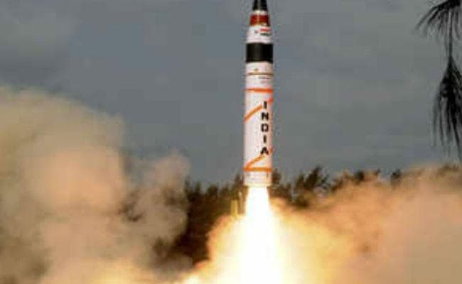 अग्नि-2 मिसाइल का पहला रात्रि परीक्षण सफल, 2000 किलोमीटर है मारक क्षमता