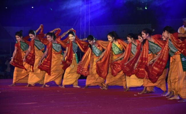 Tribal Conclave : जिस पैसे के लिए पर्यावरण को दूषित किया जा रहा है, उस पैसे से जीवन नहीं खरीदा जा सकेगा