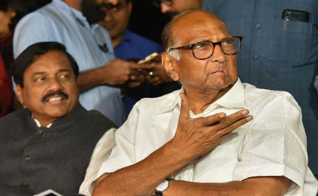 सोनिया से मुलाकात के बावजूद शरद पवार ने नहीं खोले पत्ते, सरकार गठन की तस्वीर अब तक साफ नहीं