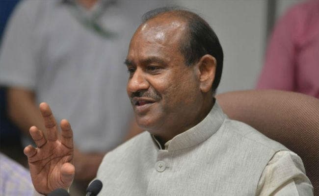 लोकसभा को बंगाल विधानसभा मत बनाइये