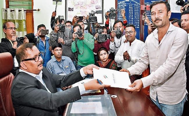 झारखंड विस चुनाव 2019 : सिल्ली आजसू सुप्रीमो सुदेश महतो ने किया नामांकन, बोले- जन आकांक्षाओं का नेतृत्व करेंगे