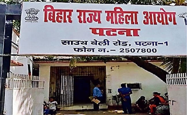 सांवली बीबी मिली तो संग रहने से किया इन्कार, तलाक की जिद पर अड़ा शौहर