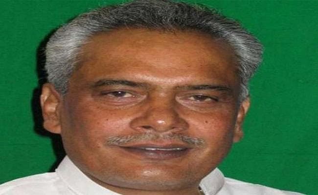 राजद के पूर्व सांसद प्रभुनाथ सिंह पर गिरफ्तारी का वारंट, जानें... क्या है मामला