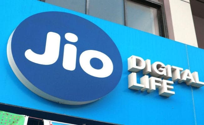 Airtel और वोडा-आइडिया के बाद अब Reliance Jio भी बढ़ायेगी मोबाइल सेवाओं की दरें