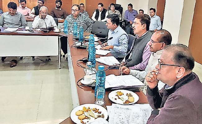 रांची : अमृत योजना का काम समय से पूरा करें, एक्सटेंशन नहीं मिलेगा