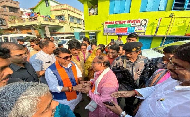 ओवैसी की एक विचारधारा, ममता का दोहरा चरित्र : विजयवर्गीय