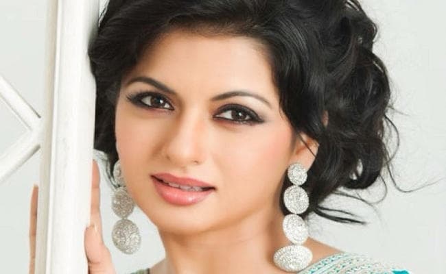 रामेश्वर उरांव के लिए प्रचार करने 26 नवंबर को लोहरदगा आयेंगी मैंने प्यार किया फेम भाग्यश्री