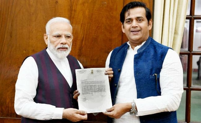 रवि किशन ने PM मोदी से पटना में NSD केंद्र खोलने का किया आग्रह, कहा- बिहार, झारखंड के कलाकारों को होगा फायदा
