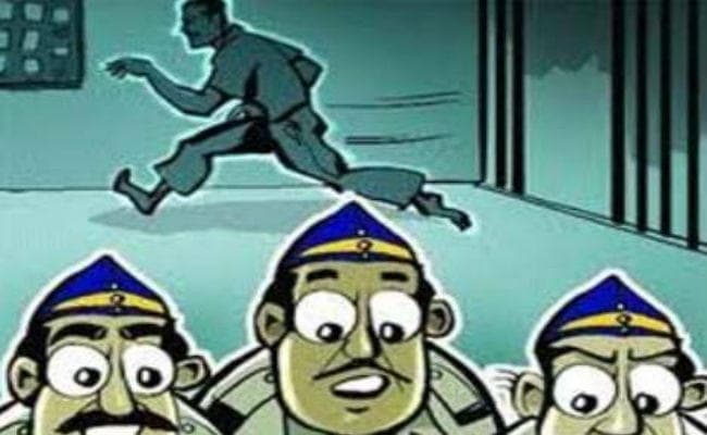 सड़क पर पत्थर रखकर लूटपाट का प्रयास एसपी व पुलिस दल को देख भागे अपराधी