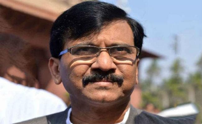 संजय राउत का आरोप : भाजपा से हाथ मिलाने के लिए अजित पवार को किया गया ब्लैकमेल