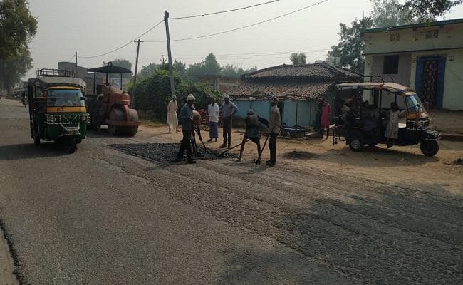 Jharkhand Polls 2019 : गढ़वा में चुनाव से पहले तापमान चरम पर, 24 नवंबर को नेताओं की ”बाढ़”