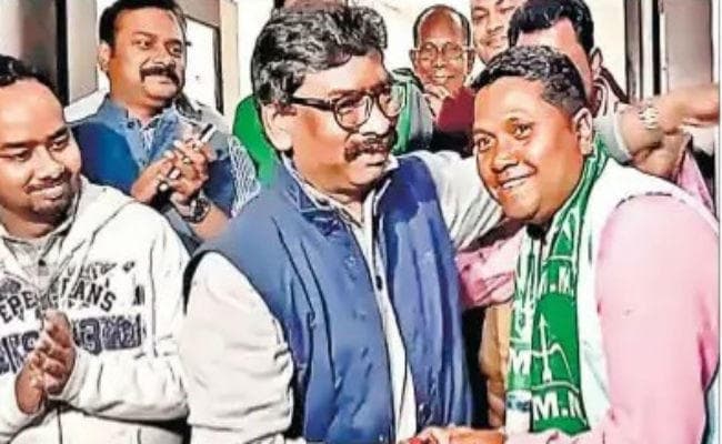 झारखंड विस चुनाव: झामुमो के हो गये दिग्गज भाजपाई कड़िया के पुत्र अमरनाथ मुंडा