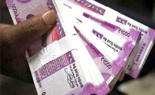 बिना काम के ठेकेदार को 12 करोड़ एडवांस