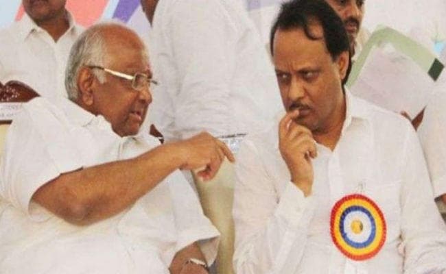 पवार, ठाकरे, मुंडे : महाराष्ट्र में चाचा-भतीजे की लड़ाई नयी नहीं