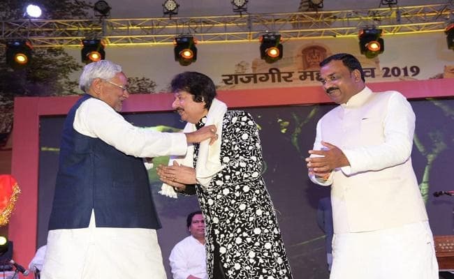 तीन दिवसीय राजगीर महोत्सव का सीएम नीतीश ने किया उद्घाटन