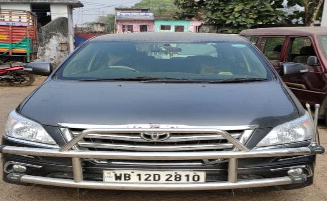 झारखंड विस चुनाव : तोपचांची में इनोवा कार से पांच लाख 80 हजार रुपये नकद जब्त