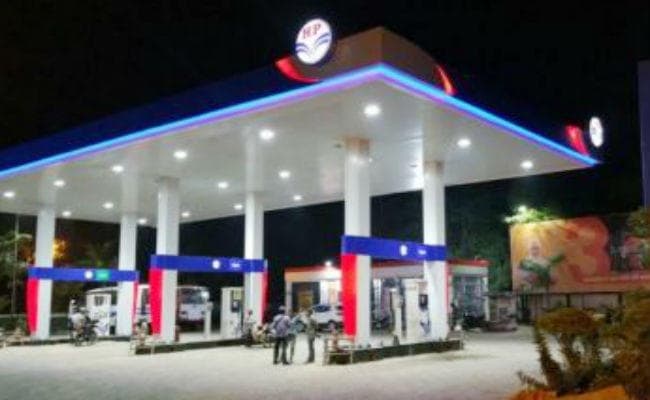 PPP : अब कंपनियों को लगाने होंगे कम से 100 पेट्रोल पंप, पांच फीसदी दूरदराज इलाकों में होना जरूरी