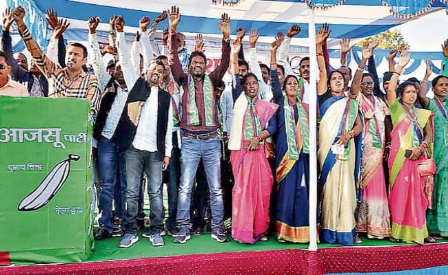 झारखंड विधानसभा चुनाव 2019 :लोहरदगा में सुदेश ने की सभा, कहा- हमारी सरकार गरीब, निर्बल लोगों को हक दिलायेगी