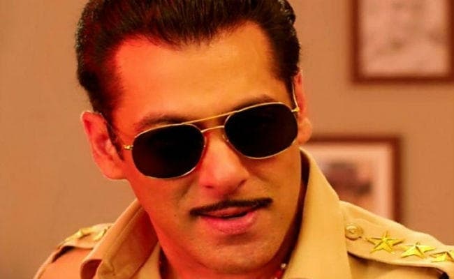 सलमान खान ने अपने नन्हे फैंस को दिया रॉबिनहुड पांडे बनने का "चीट कॉड"