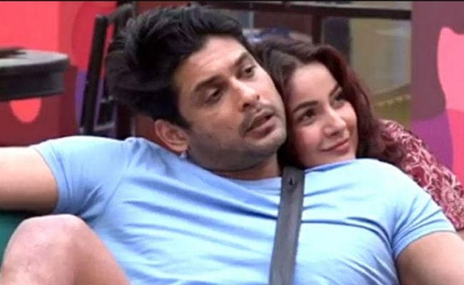 Bigg Boss 13: सिद्धार्थ-शहनाज के बीच बढ़ रही नजदीकियां, अभिनेत्री के भाई ने कही ये बात