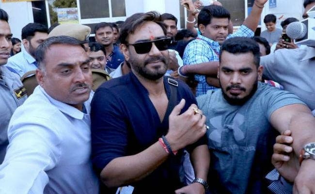 शूटिंग के लिए चंदननगर पहुंचे अजय देवगन