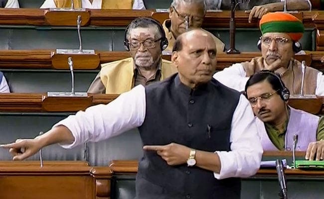 गोडसे को देशभक्त कहे जाने की बात तो दूर, सोच ही निंदाजनक : राजनाथ