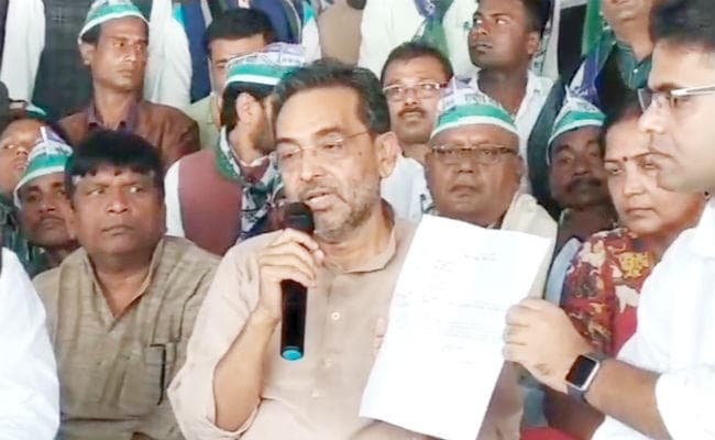 केंद्रीय विद्यालय खोलने को लेकर शांतिपूर्ण तरीके से करते रहेंगे आंदोलन : कुशवाहा, कहा…