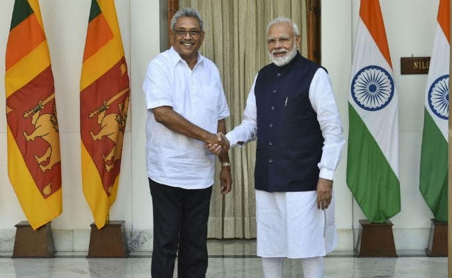 PM मोदी ने गोटबाया से वार्ता के बाद श्रीलंका को 45 करोड़ डॉलर ऋण सुविधा की घोषणा की