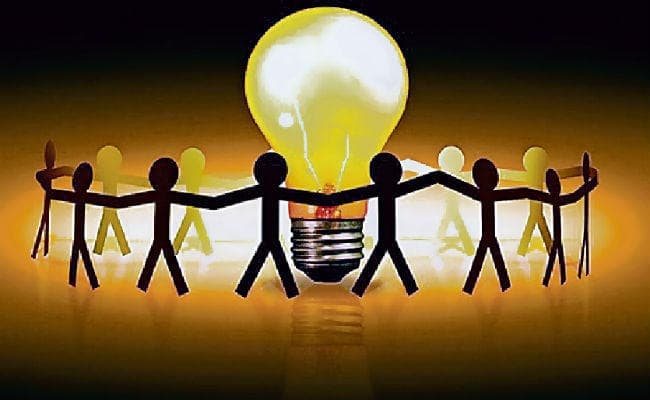 पटना : सितंबर महीने में 39 में से सिर्फ पांच विभागों ने बचायी बिजली