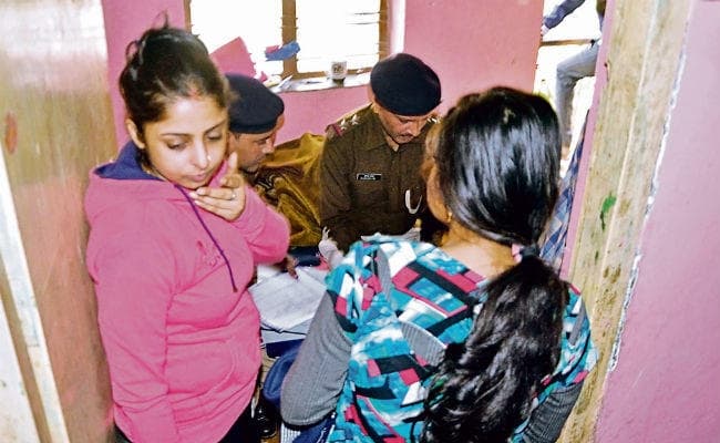 पटना : मौत ही मोक्ष है, लिखकर चेतन ने मारी गोली