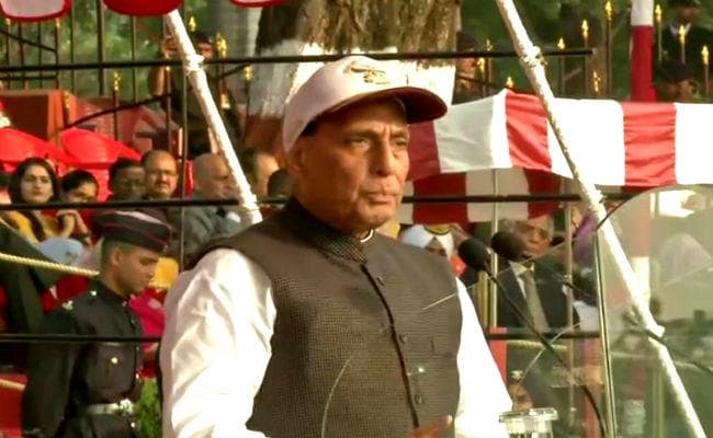 आतंकवाद के जरिए छद्म युद्ध छेड़ रहा है पाकिस्तान लेकिन कभी जीत नहीं सकेगा- राजनाथ सिंह