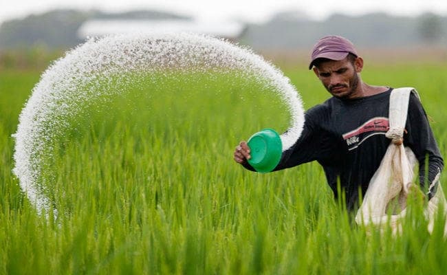 FAI ने 33,691 करोड़ रुपये के खाद सब्सिडी बकाया पर जतायी चिंता, मार्च तक 60,000 करोड़ रुपये होने का अनुमान