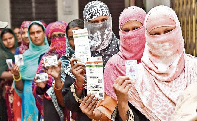 डाल्टनगंज विधानसभा क्षेत्र : अंतिम दो घंटे में पड़े 25 फीसदी से अधिक वोट