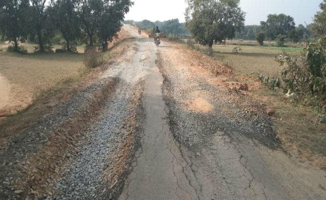 गुमला से ग्राउंड रिपोर्ट : उग्रवाद का डर नहीं, विकास की छटपटाहट है