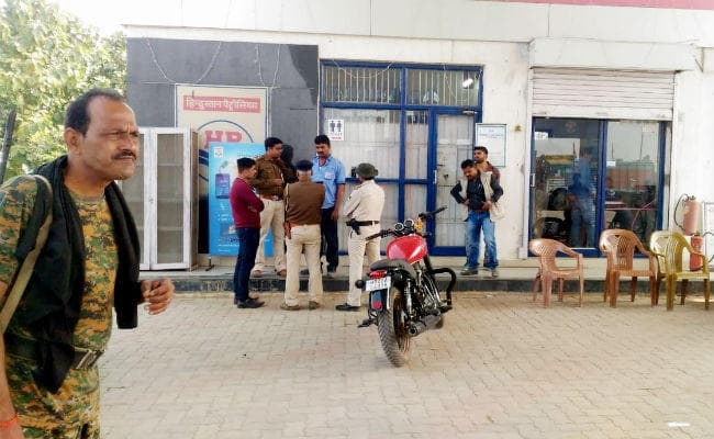 गया में पेट्रोल पंप और रिटायर्ड कर्मी से अपराधियों ने लूटे 13 लाख रुपये