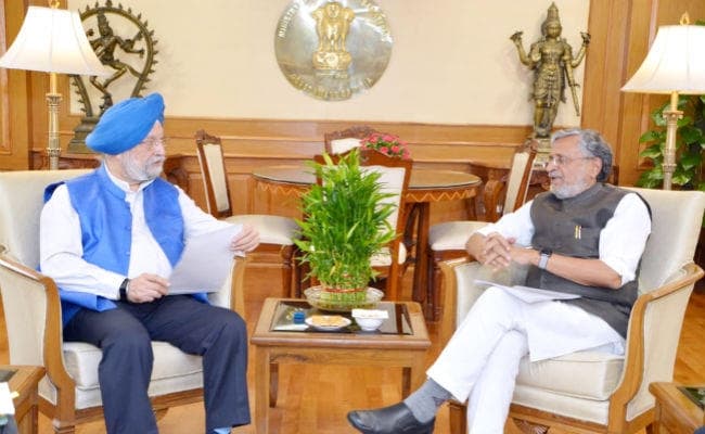 पटना मेट्रो को लेकर केंद्रीय मंत्री से मिले सुशील मोदी, केंद्रीय मंत्री ने JICA से ऋण दिलाने का दिया आश्वासन