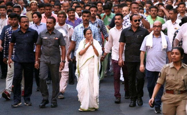 विधानसभा उपचुनावों में जीत का जश्न मनाने के लिए ‘थैंक्सगिविंग'' रैलियां निकालेंगी ममता