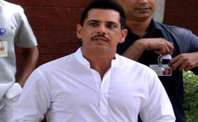 घर सुरक्षित नहीं, सड़कें सुरक्षित नहीं तो बताइए महिलाएं कहां और कब सुरक्षित हैं- रॉबर्ट वाड्रा