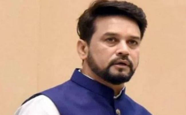 वित्त राज्य मंत्री अनुराग ठाकुर ने रास में कहा, देश छोड़कर भागने वाले 51 आर्थिक अपराधियों ने 17,900 करोड़ रुपये का लगाया चूना