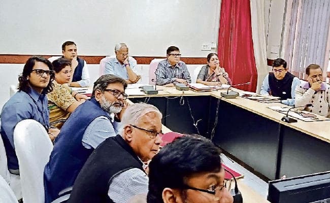 पटना : बदलेगी जनसंख्या नीति, कोर और प्रारूप समिति का गठन