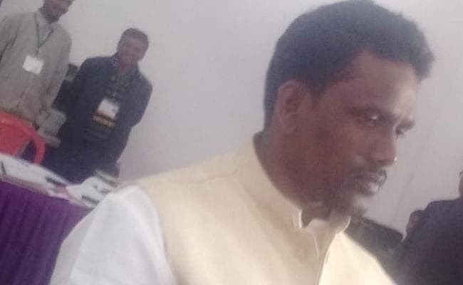 अजय चौधरी ने संभाल रखी है जेल से चुनाव लड़ रहे कुंदन पाहन के प्रचार अभियान की कमान, ये हैं मुद्दे