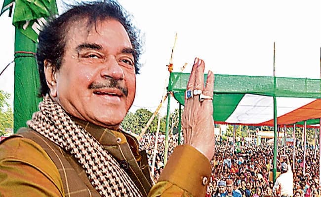 झारखंड विधानसभा चुनाव 2019 : थाली से प्याज गायब, हटायें इस सरकार को: शत्रुघ्न सिन्हा