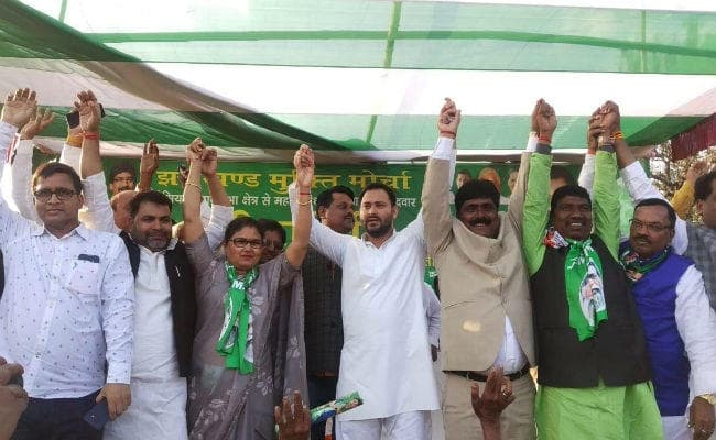 झारखंड विस चुनाव : इस बार 20 सीट से पार नहीं होगी भाजपा- तेजस्वी यादव