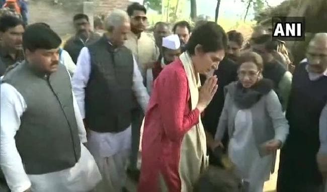 उन्नाव बलात्कार पीड़िता की मौत के बाद विपक्ष का सरकार पर हल्ला बोल