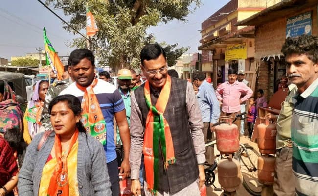 झारखंड को बेचने वाले और उसे खरीदने वाले ठगबंधन से रहें सावधान : संजय सेठ