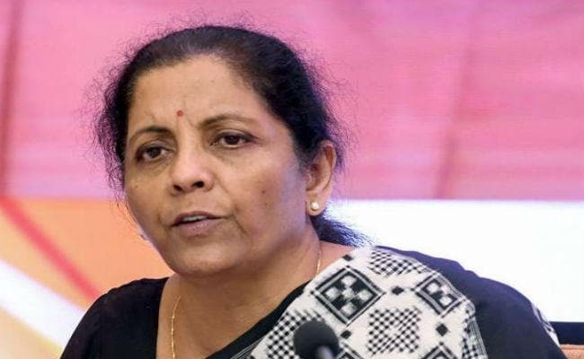 ”सुस्त अर्थव्यवस्था को सहारा देने के लिए अन्य उपायों पर काम कर रही है सरकार”