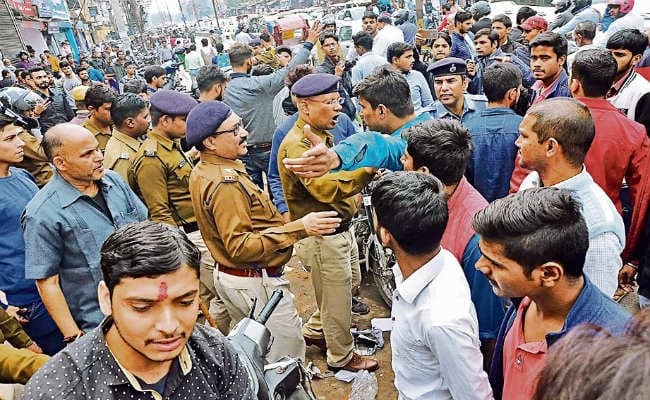 छात्र संघ चुनाव  मारपीट, फायरिंग के बीच 58.59% वोटिंग